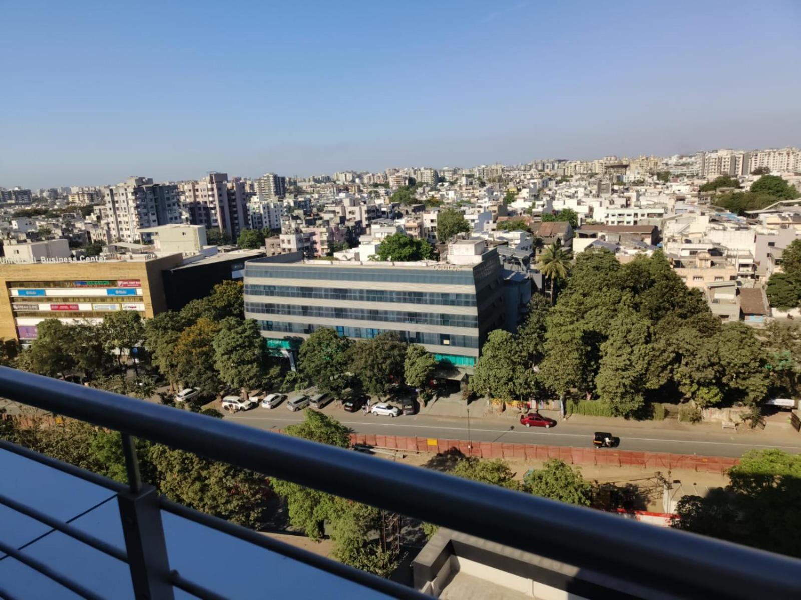 Ramee International Surat Hotel Exterior photo